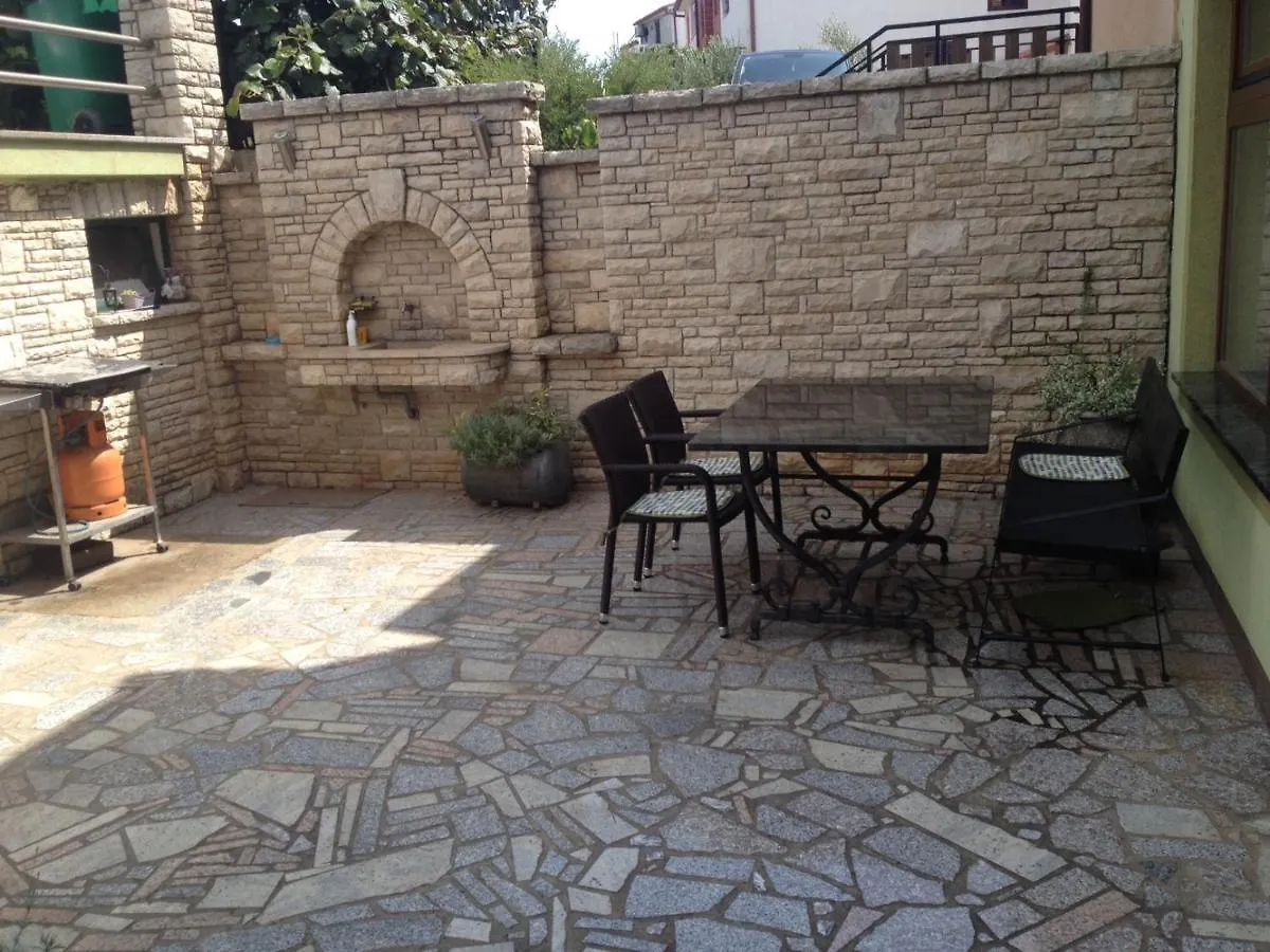 Apartment Sandra  Pula