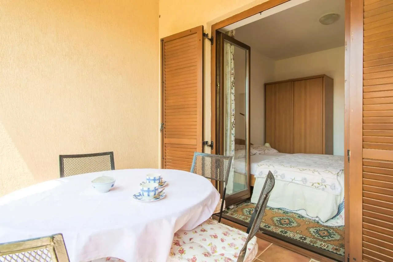 Apartment Sandra Pola