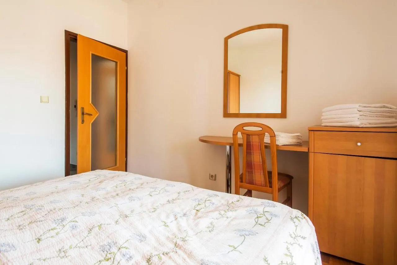 Apartment Sandra